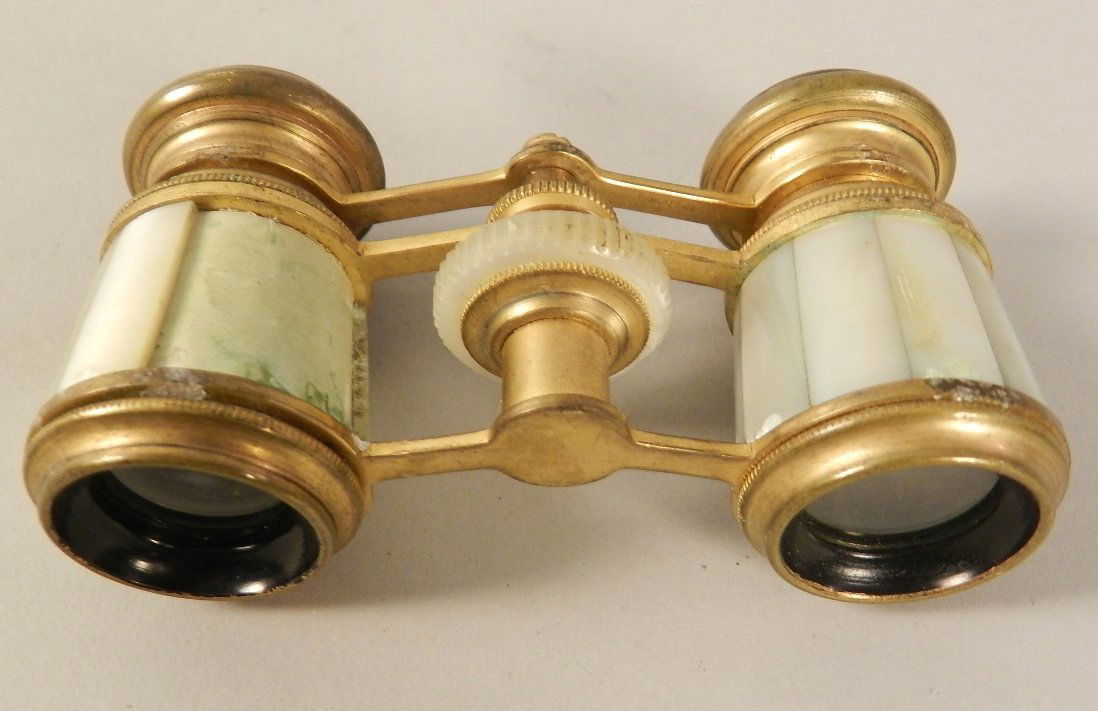Hoffritz Pearl Opera Glasses: Measures: 4" inches long.