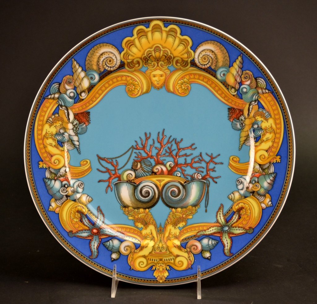 Versace "Les Tresors de la Mer" Plate w/Box: Versace "Les Tresors de la Mer" Plate w/Box. Measures 12" dia.