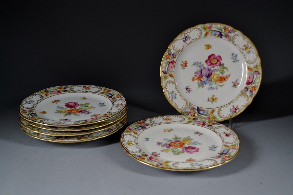 6 Bavarian Porcelain Plates 7 7/8" diameter: 7 7/8" diameter