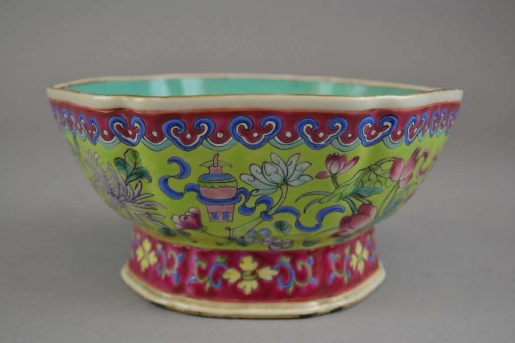 Antique   Porcelain Famile Rose Bowl A six sided (1 of 6)