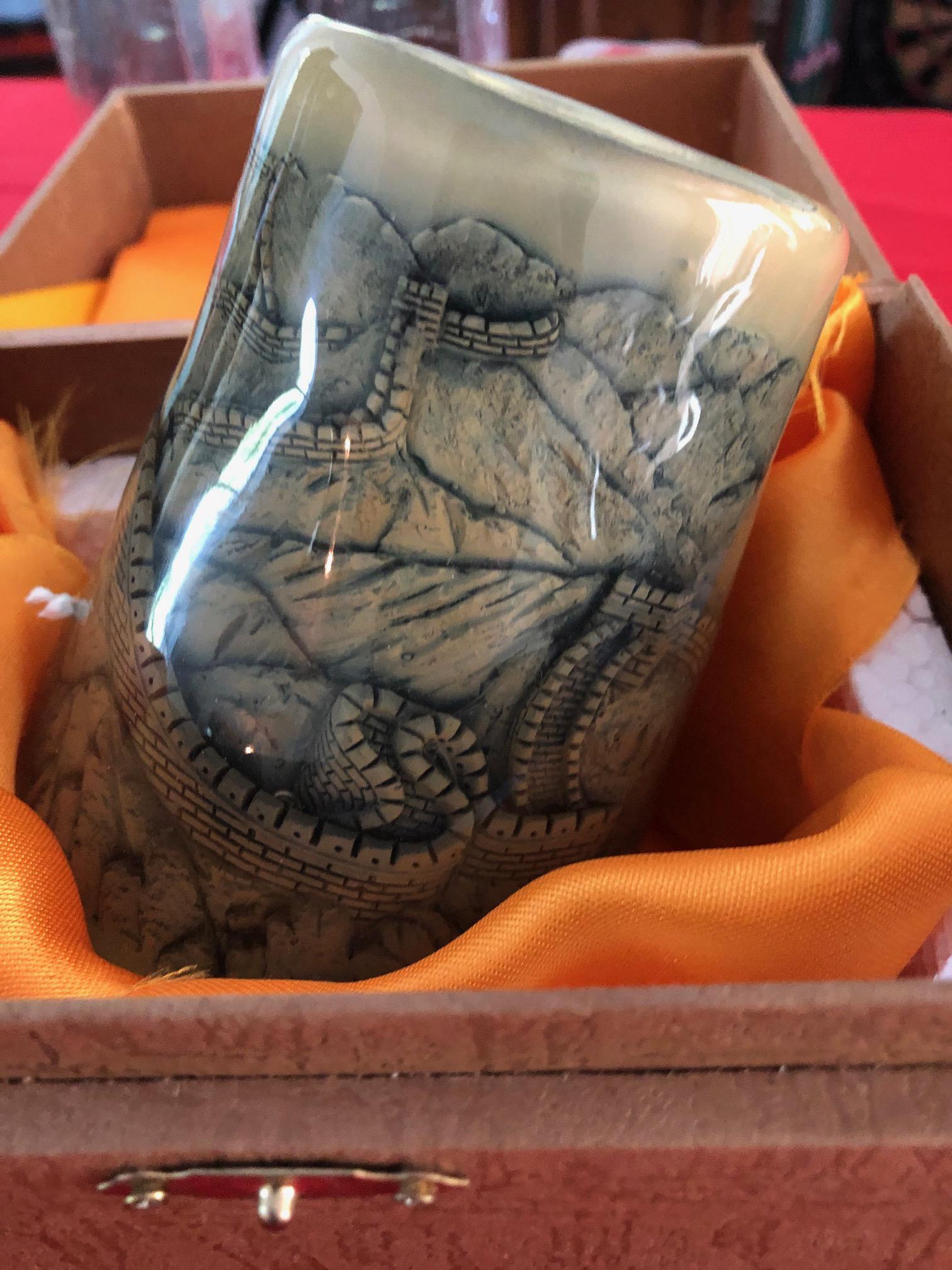 Great wall desk cup and ashtray (1 of 2)