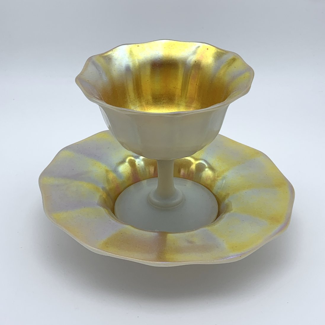 Steuben Aurene Art Glass Goblet (1 of 4)