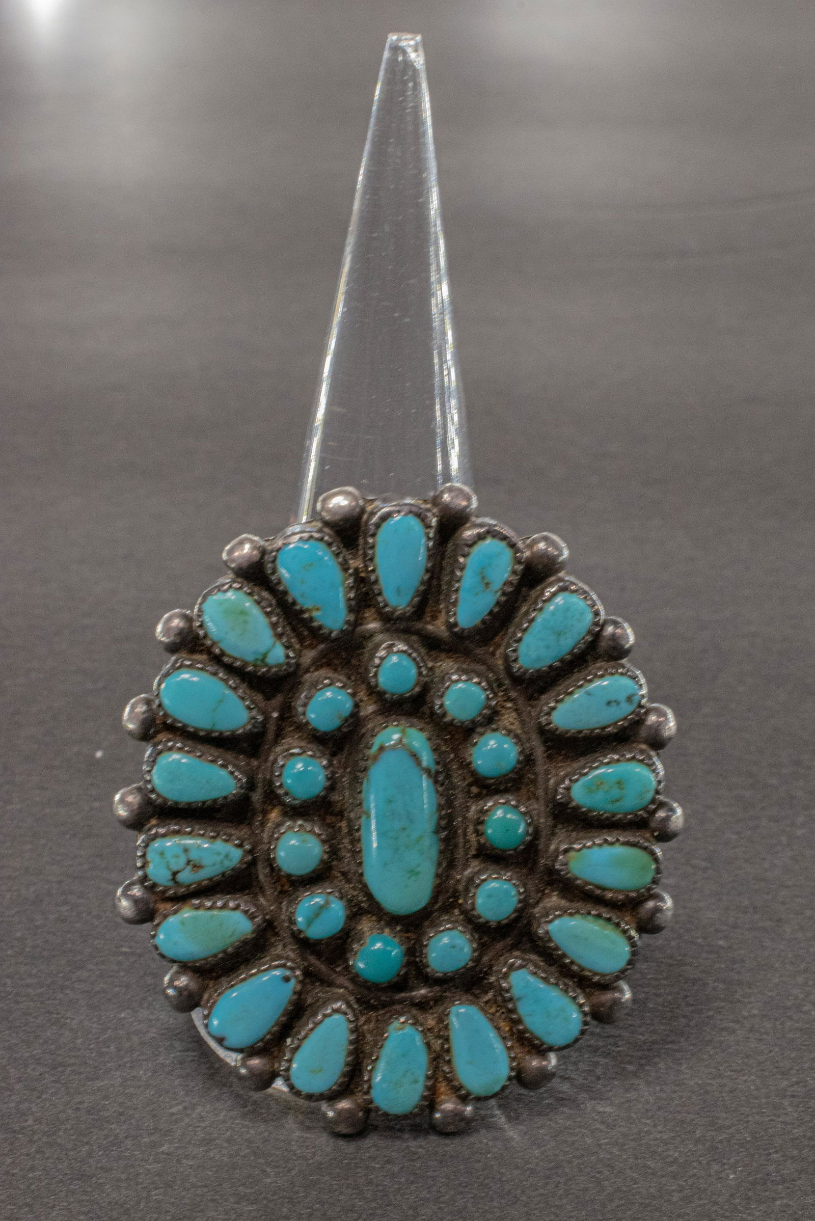 Navajo Zuni Sterling Silver Turquoise Petit Point Ring (1 of 2)