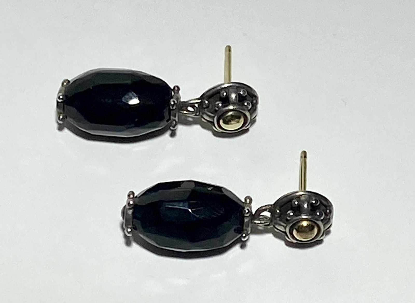John Hardy - Earring - Dark Blue Stone (1 of 4)