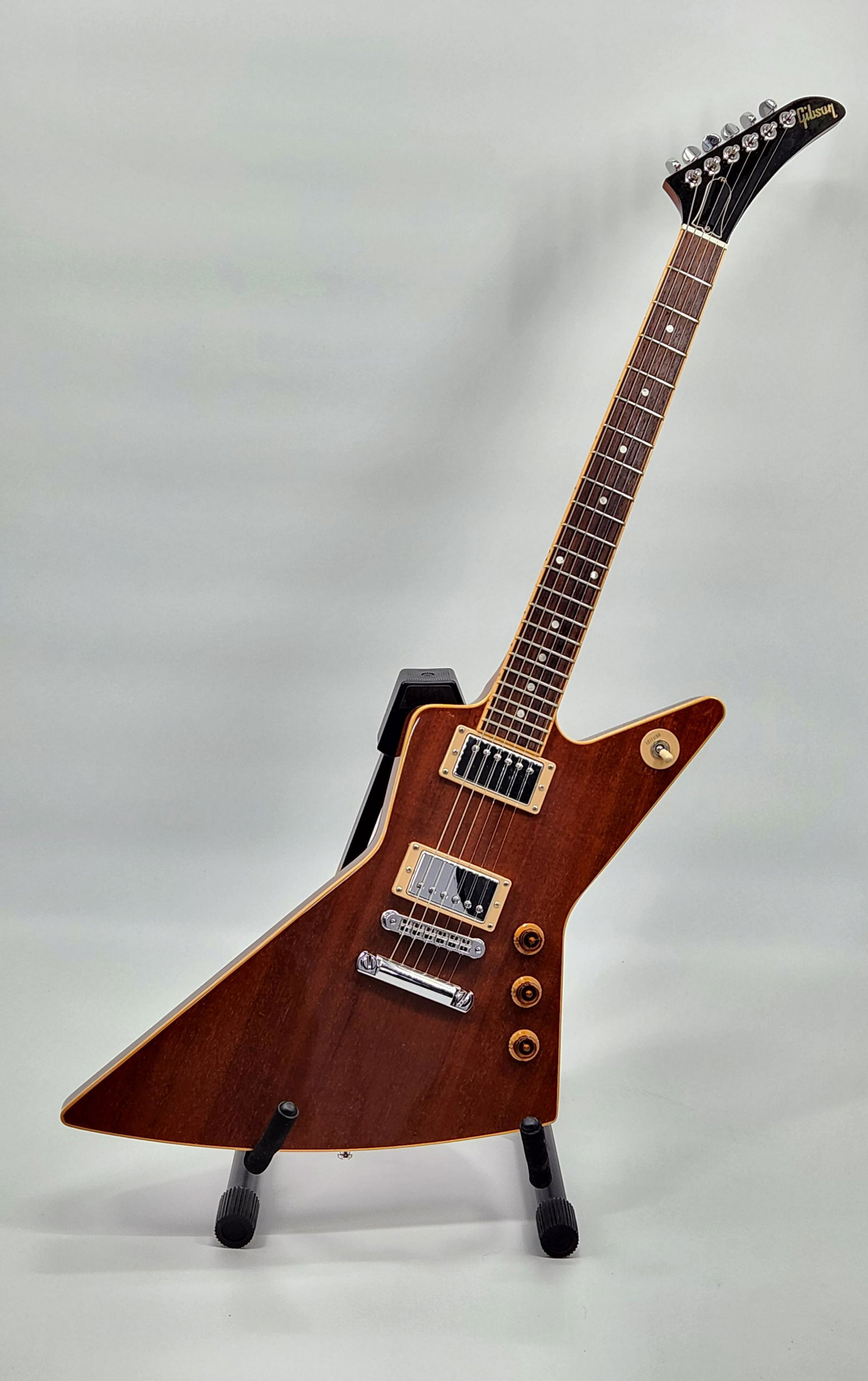 Gibson Explorer Pro Electric Guitar: The Gibson Explorer Pro Electric Guitar is in the category of V/XPL/FB Shaped Guitars. This guitar features a red wine finish. Comes with Hardbody Case. Ships from Las Vegas, NV.