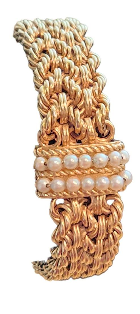 14k Gold Bracelet with Pearl Accent Closure.: Beautiful 14K stamped Woven Gold Bracelet with Pearl Accent Closure. Approx 7.5" in length, and approx weight is 38.1g. Ships From Las Vegas, NV. FW