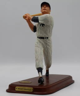 Mickey Mantle - All Star Figurines - Official Issues of The Dansbury Mint w COA: Official Dansbury Mint issue of Mickey Mantle Figuirine with Career Highlights insert. Ships from Newport Beach. V.