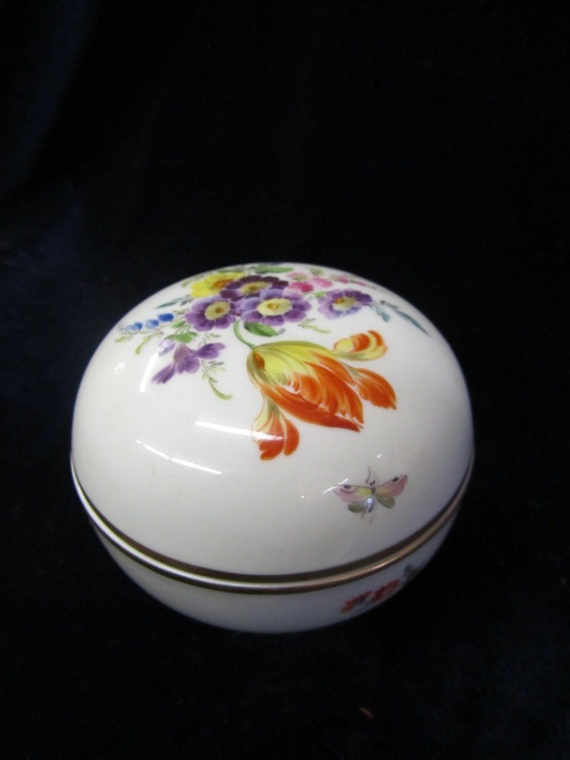 MEISSEN PORCELAIN BOX: MEISSEN BOX APPROX 4'' IN DIAMETER. MEISSEN PORCELAIN IS THE FIRST EUROPEAN HARD- PASTE DEVELOPED IN 1708 PORCELAIN. THE CROSS SWORDS ON EACH PIECE WERE MADE TO PROTECT THE EXCLUSIVITY OF THE TYPE OF