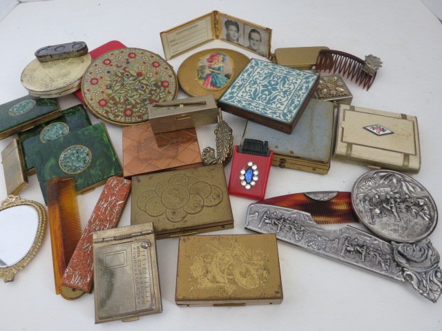 VINTAGE COMPACTS,BRASS,CELLULOID,ENAMEL,COLLECTION: COMPACT COLLECTION ,TORTOISE COMB,MISC COMPACTS,
