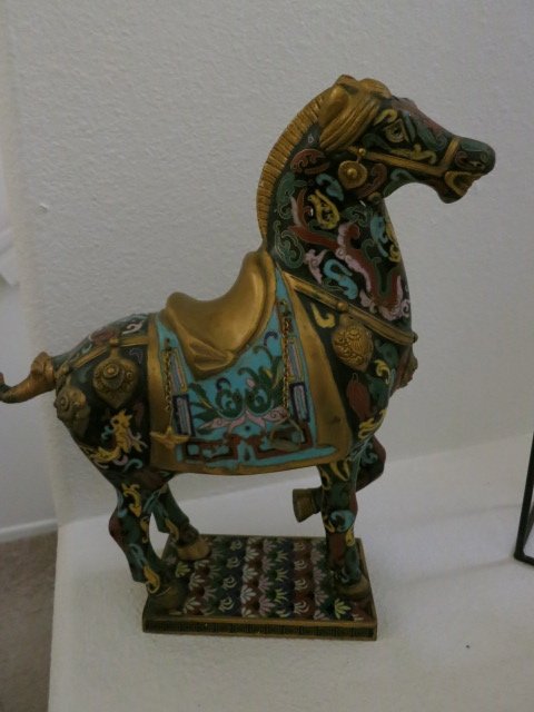 1960-70s VINTAGE CHINESE CLOISONNE ENAMEL HORSE ST: This fabulous large cloisonne horse statue is made of bronze & cloisonne with gold guilded accents! Beautiful & unique color pattern with attention to detail. The quality of the cloisonne pieces made 