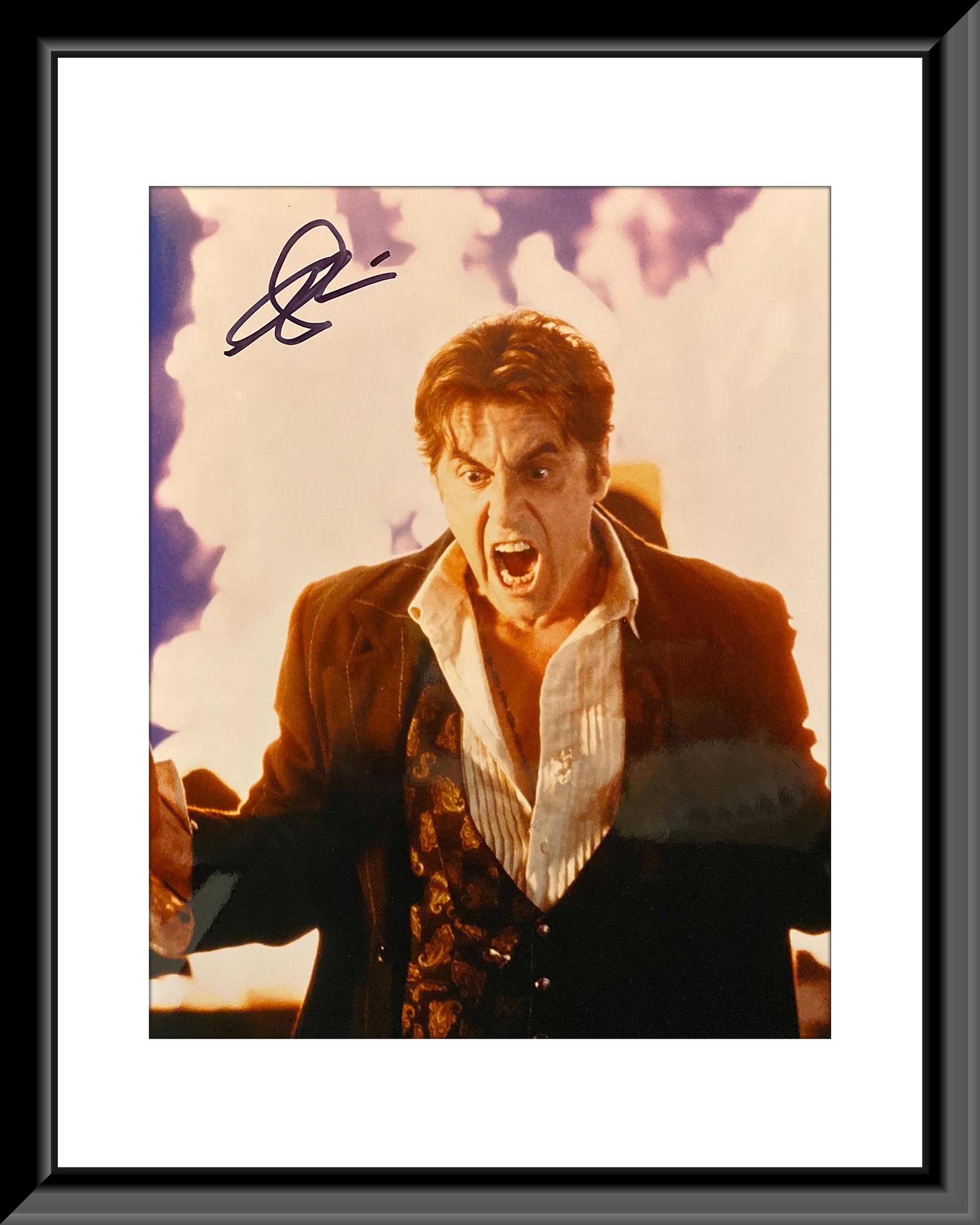 The Devil's Advocate Al Pacino signed movie Photo: The Devil's Advocate signed movie Photo autographed by Al Pacino. 8x10 inches. The Devil's Advocate (marketed as Devil's Advocate) is a 1997 American supernatural horror film directed by Taylor Hackfo