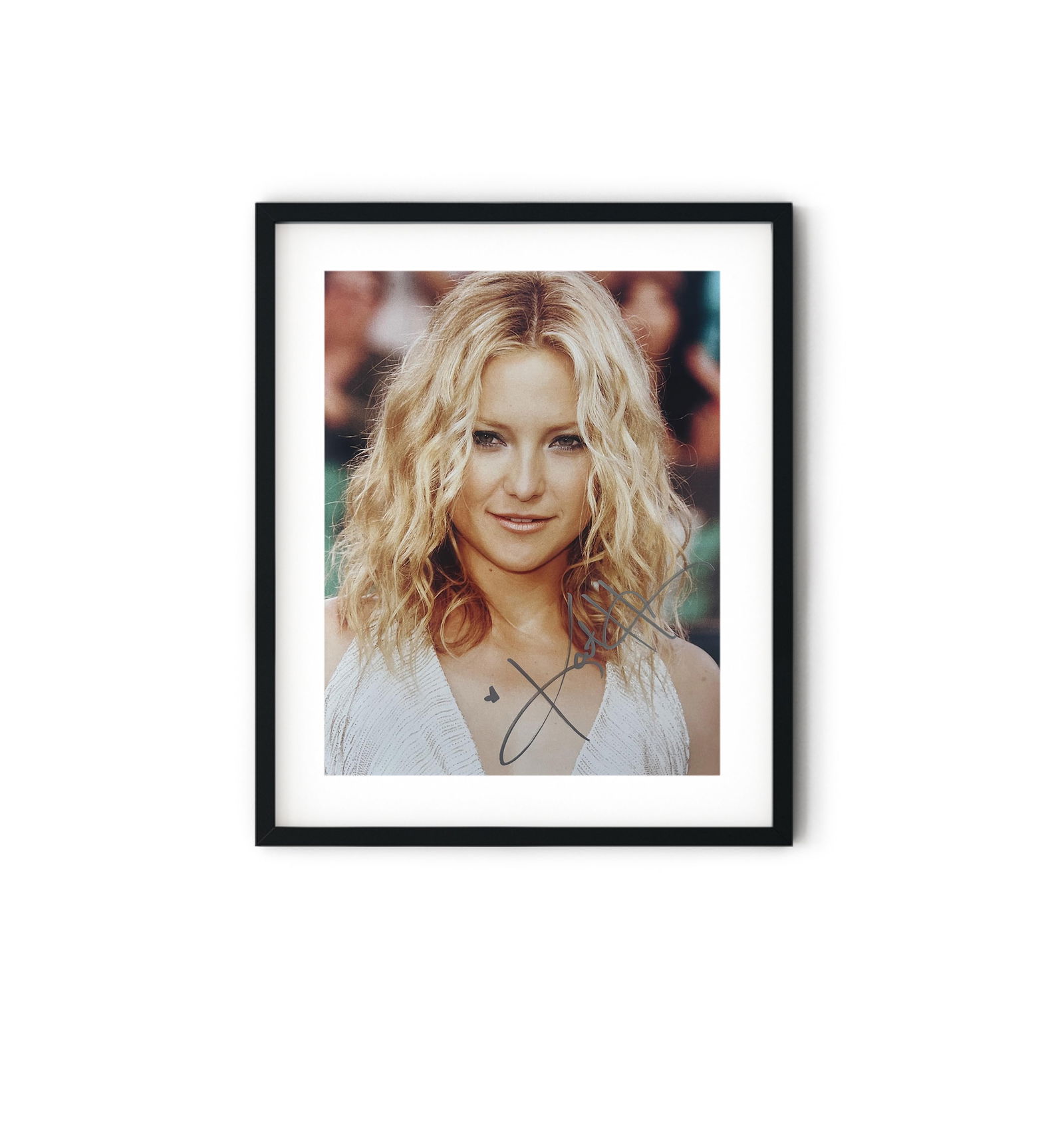 Actress Kate Hudson signed Photo (1 of 1)