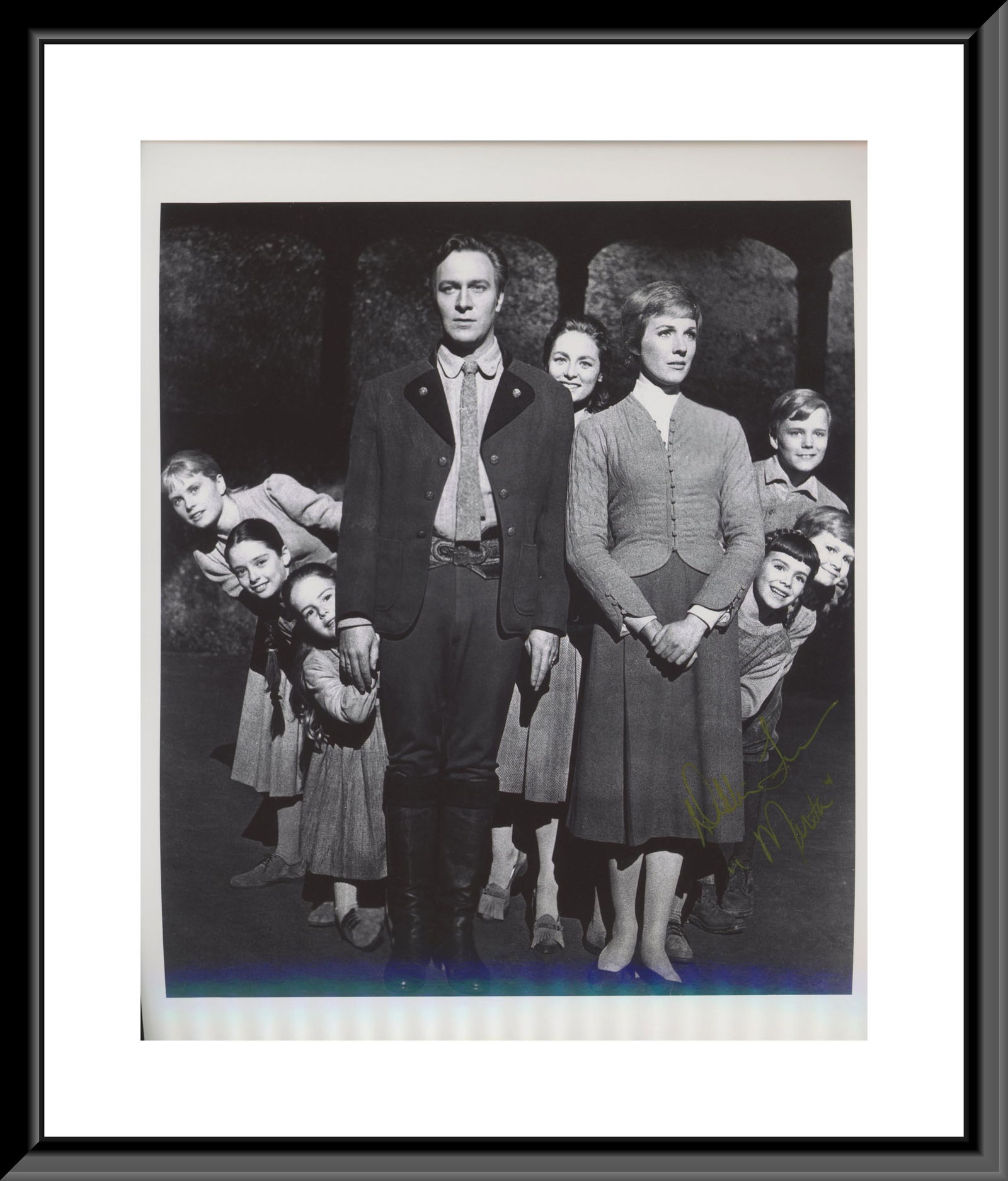 Debbie Turner signed Photo (1 of 1)