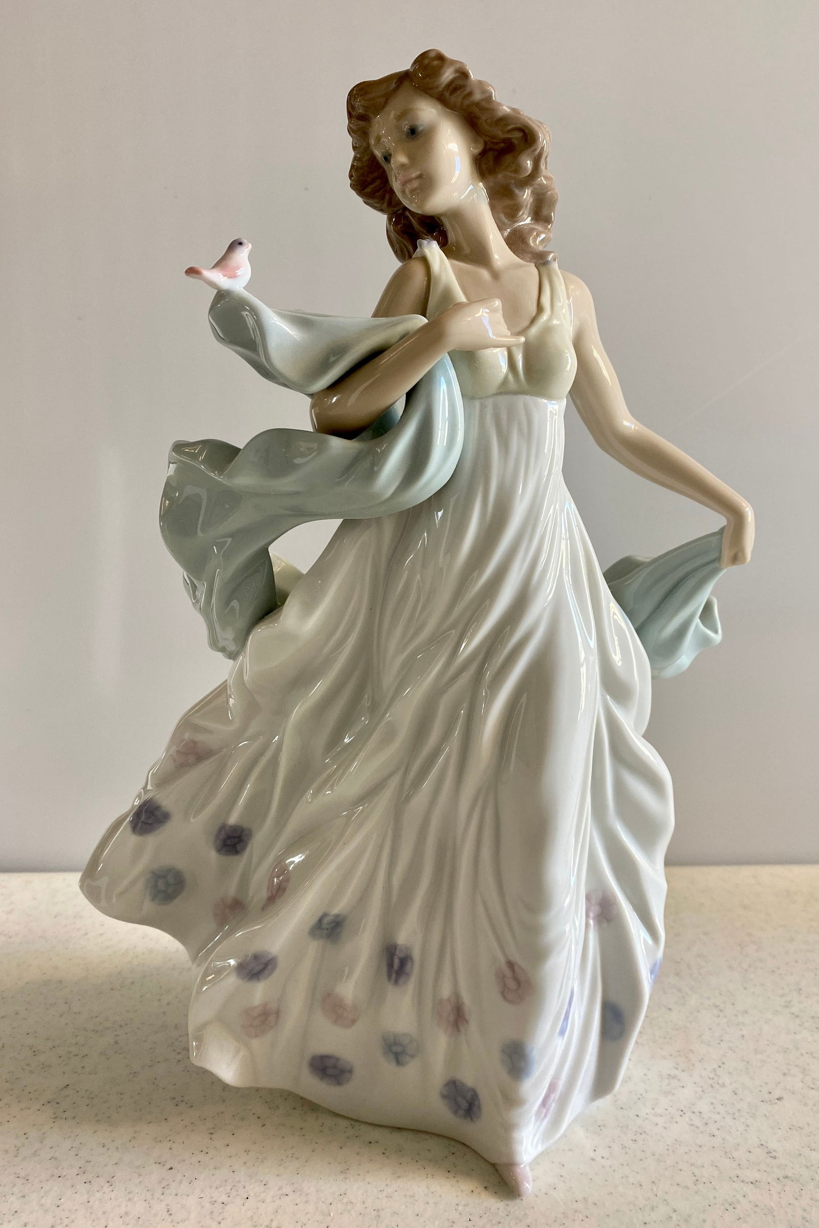Lladro Summer Serenade Porcelain Figurine #6193 (1 of 4)