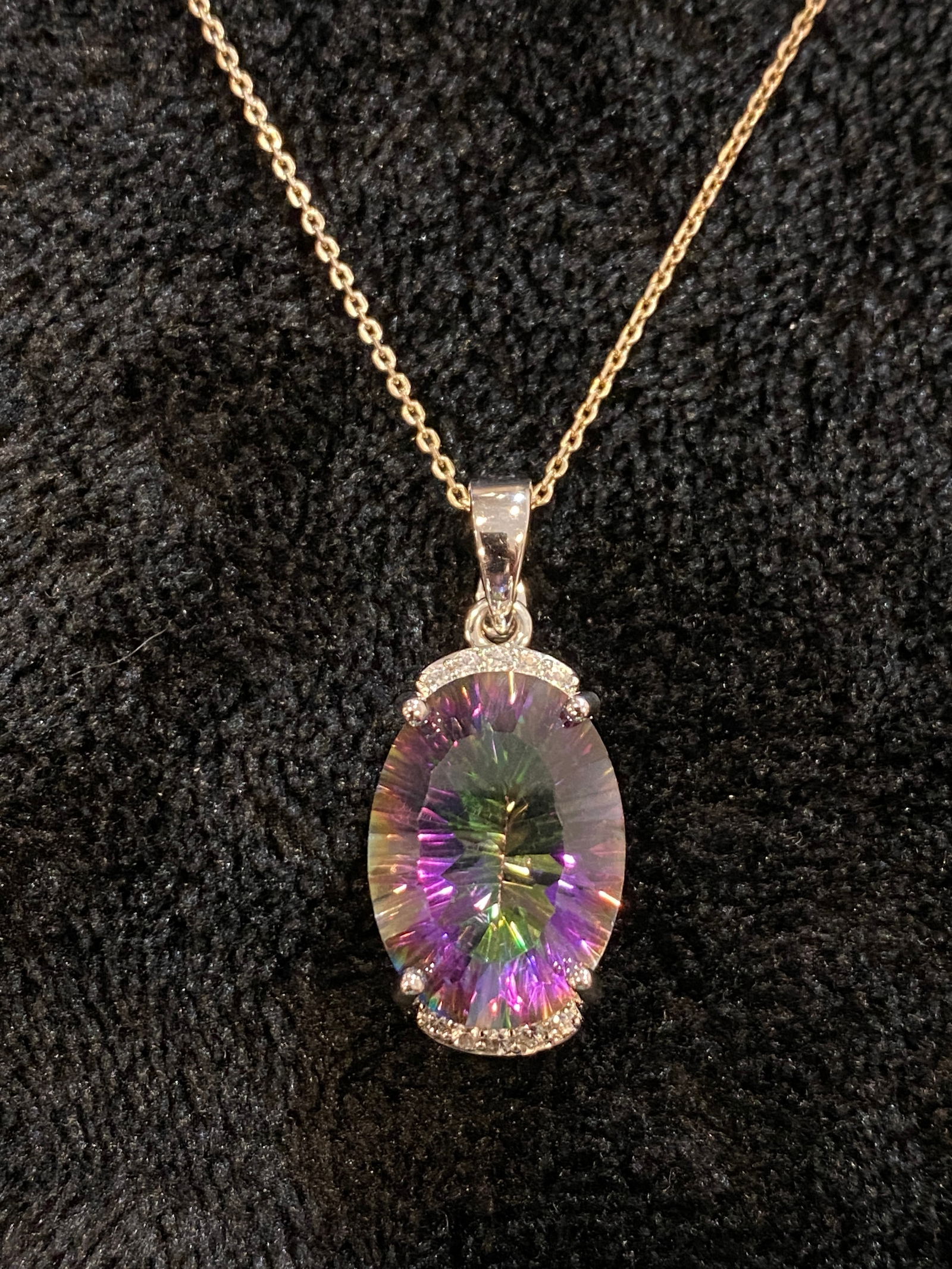 Mystic Quartz Pendant 925 Sterling Silver Necklace Faceted Gemstone (1 of 3)