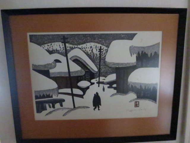 KIYOSHI SAITO JAPANESE WOODBLOCK PRINT WINTER IN AIZU: 1965 KIYOSHI SAITO JAPANESE WOODBLOCK PRINT WINTER IN AIZU SIGNED. WOODCUTS IN COLORS ON JAPANESE PAPER.A BEAUTIFUL WOODBLOCK PRINT ORIGINAL BY FAMED JAPANESE ARTIST KIYOSHI SAITO. THE PRINT IS TITLED