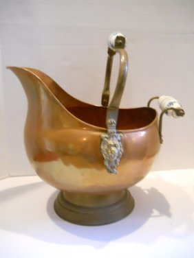 ANTIQUE COPPER POTS,PORCELAIN HANDLES,4 PC: ANTIQUE COPPER POTS AND LADLE 1 LARGE POT WITH BLUE/WHITE PORCELAIN HANDLE AND LIONS HEAD IN BRASS DIMENSIONS APPROX 15 INCHES X 11 INCHES 2 SMALLER POTS,PORCELAIN HANDLES ANTIQUE COPPER LADLE
