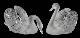 Lalique FRANCE CRYSTAL SWANS