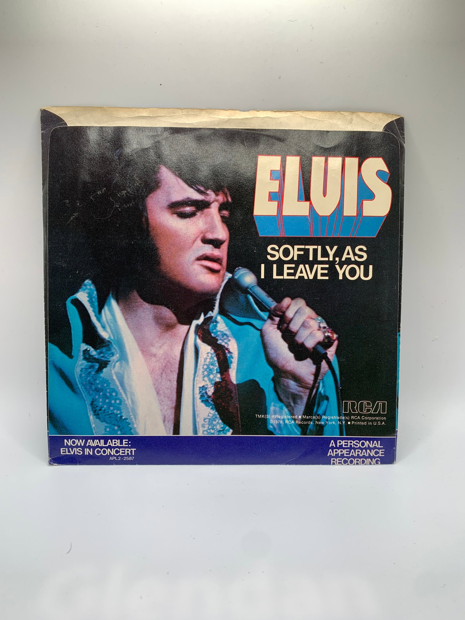 ELVIS PRESLEY - 2 RECORD SET - 45 RPM SINGLES (SOFTLY, AS I LEAVE YOU & UNCHAINED MELODY) (1 of 4)