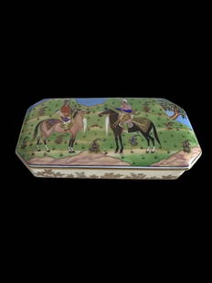 Herend Hungary Prince on Horse Trinket Lidded Box - Handpainted Porcelain Signed 7897: Herend Hungary Prince on Horse Trinket Lidded Box - Handpainted Porcelain Signed 7897. This measures 6 5/8" long, 1 3/8" tall, and 3 1/2" deep. Fine quality porcelain, richly decorated with vibrant co