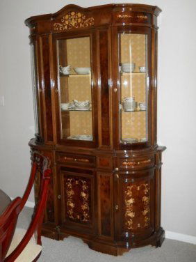 ANTIQUE ITALIAN CHINA HUTCH INLAID FLORAL: Antique Furniture Italian Antique Walnut with Inlaid Marquetry Floral Design c. 1910. This Piece is Finely Crafted Out of Solid Walnut, with Intricately Inlaid Floral. Approx 7 feet high x 4.5 feet wi