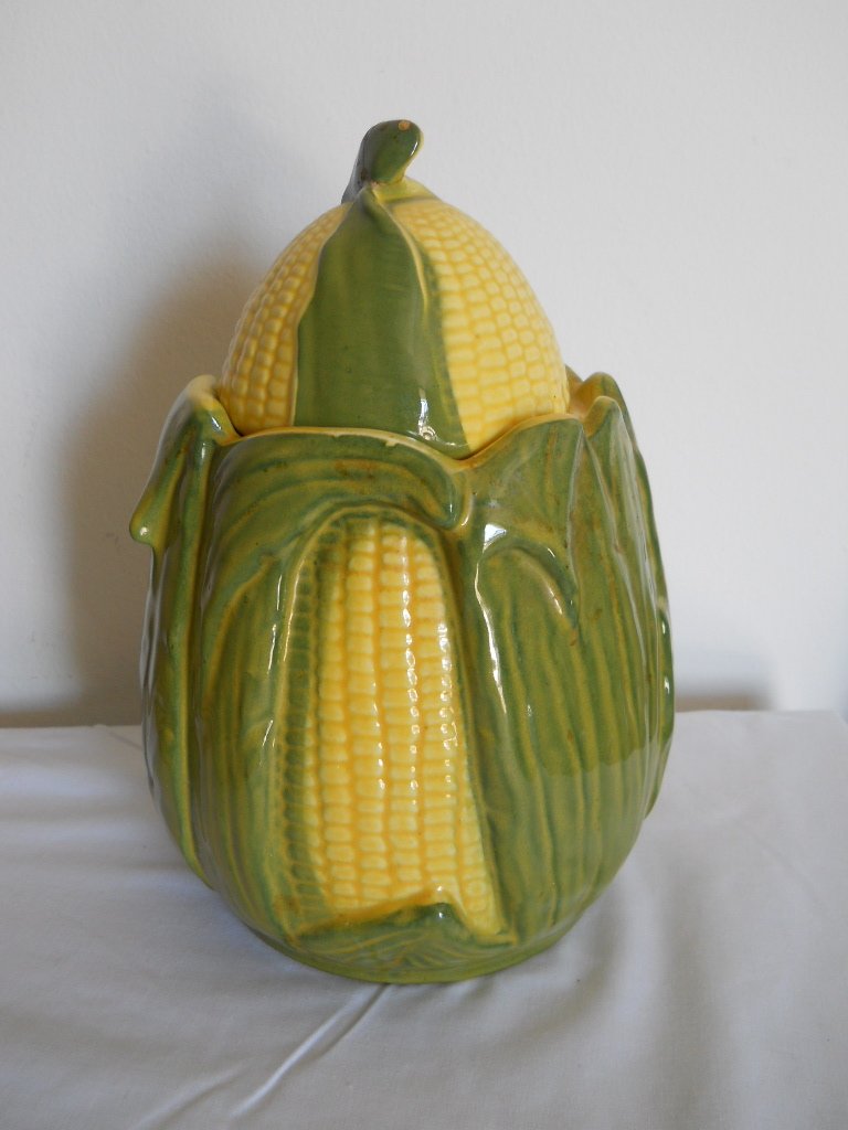 CERAMIC SHAWNEE CORN COOKIE JAR,10 INCH: LIDDED SHAWNEE CORN COOKIE JAR, 10 INCH