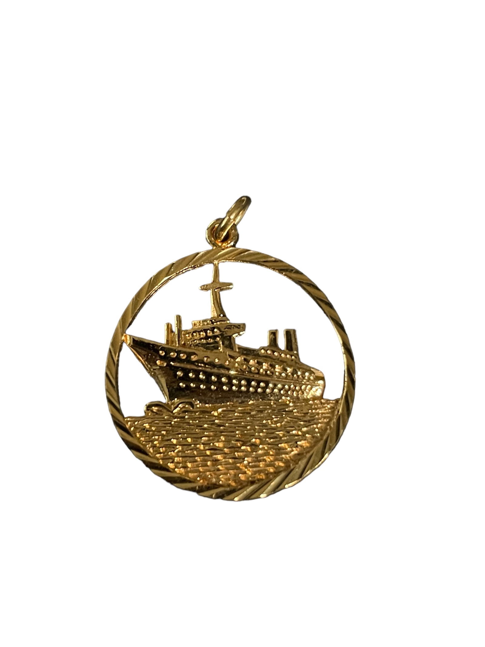 10K Gold Pendant Featuring Ship Design - Rotterdam (1 of 4)