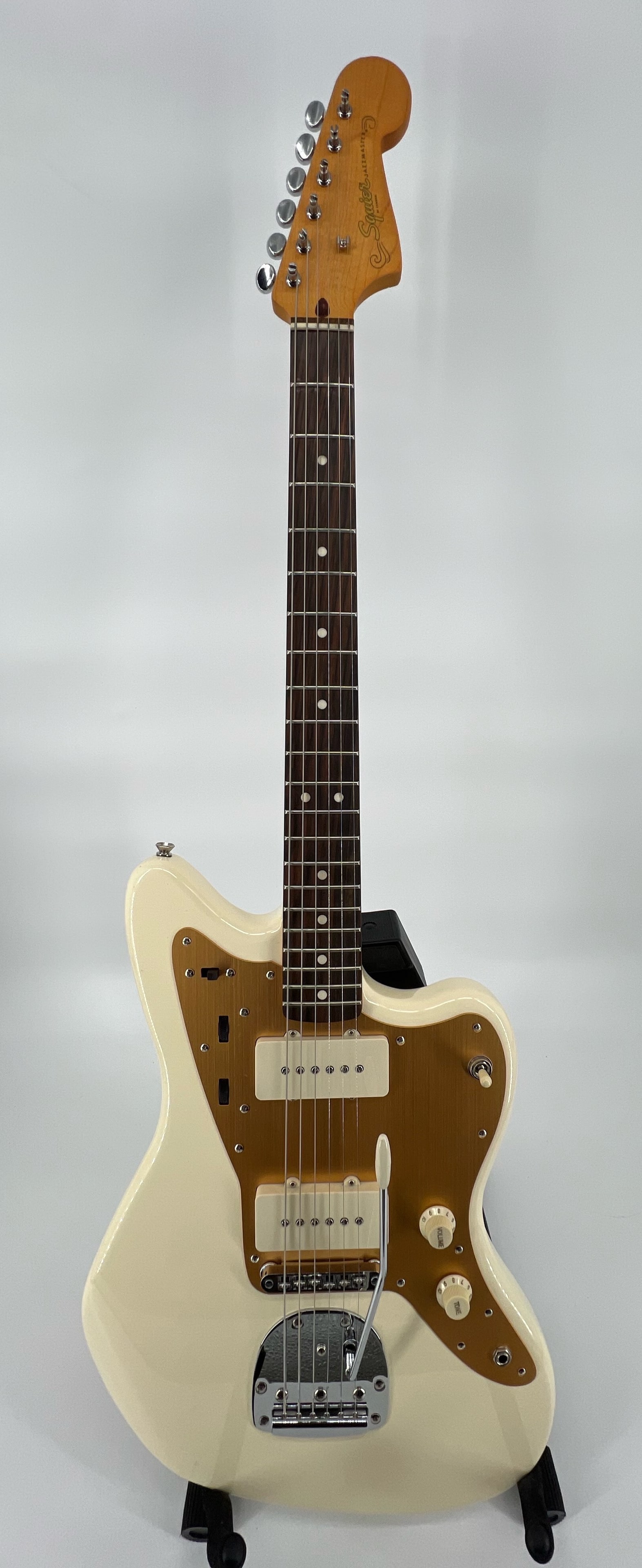 Squier J Mascis Jazzmaster Electric Guitar Vintage White (1 of 7)