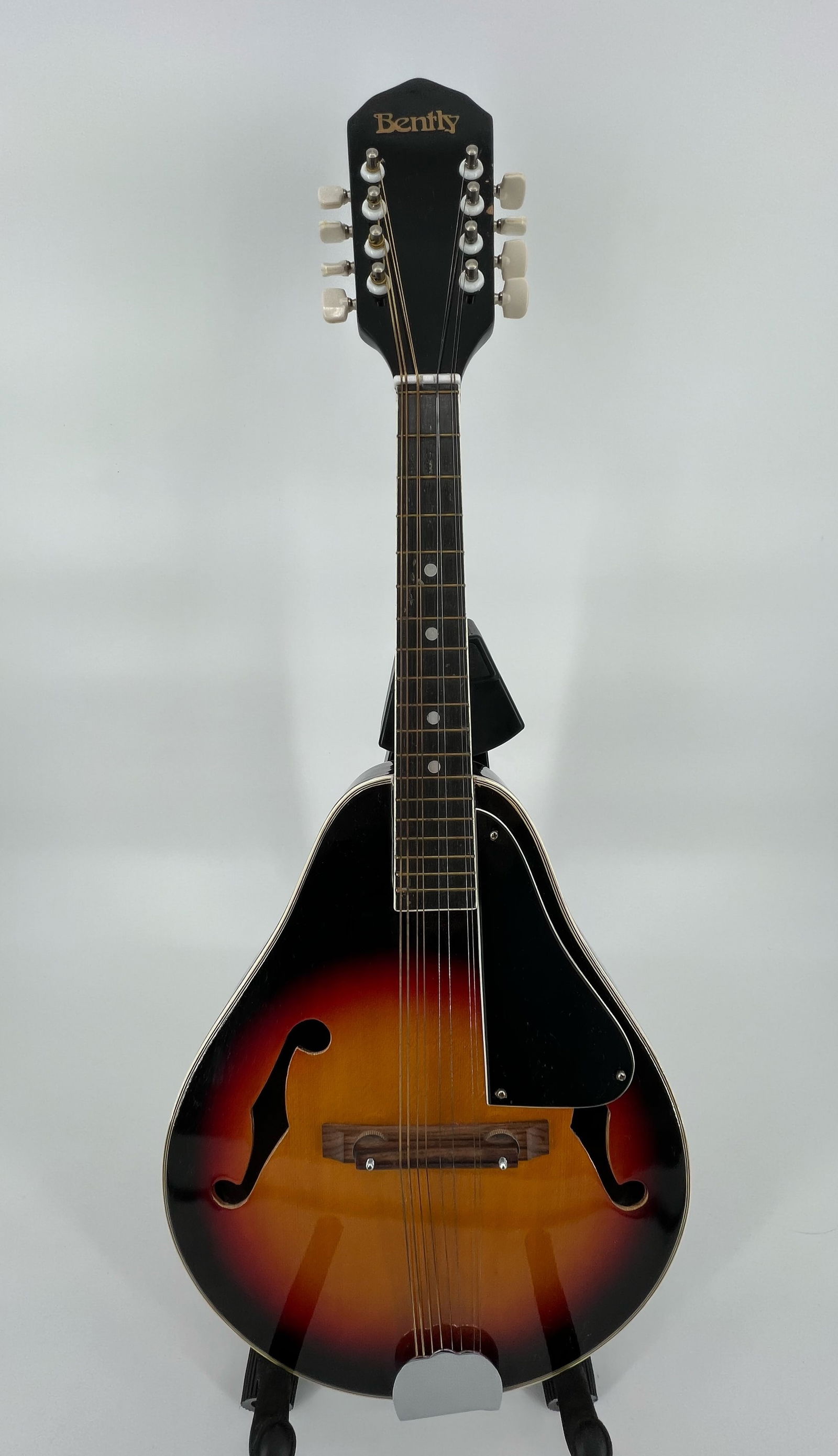 Bentley A-Style B405 Mandolin Made in Korea (1 of 6)