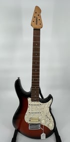 Peavey Electric Guitar (1 of 7)
