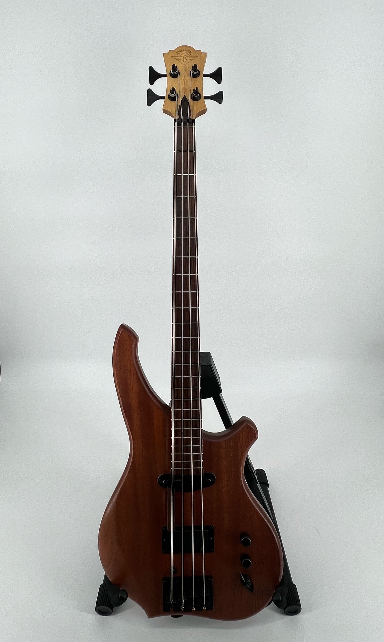 Birdsong Corto Custom Electric Bass Guitar (1 of 7)