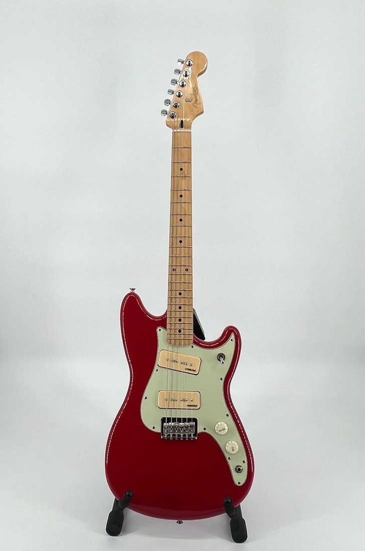 2016 Fender Duo-Sonic Fiesta Red Guitar (1 of 7)