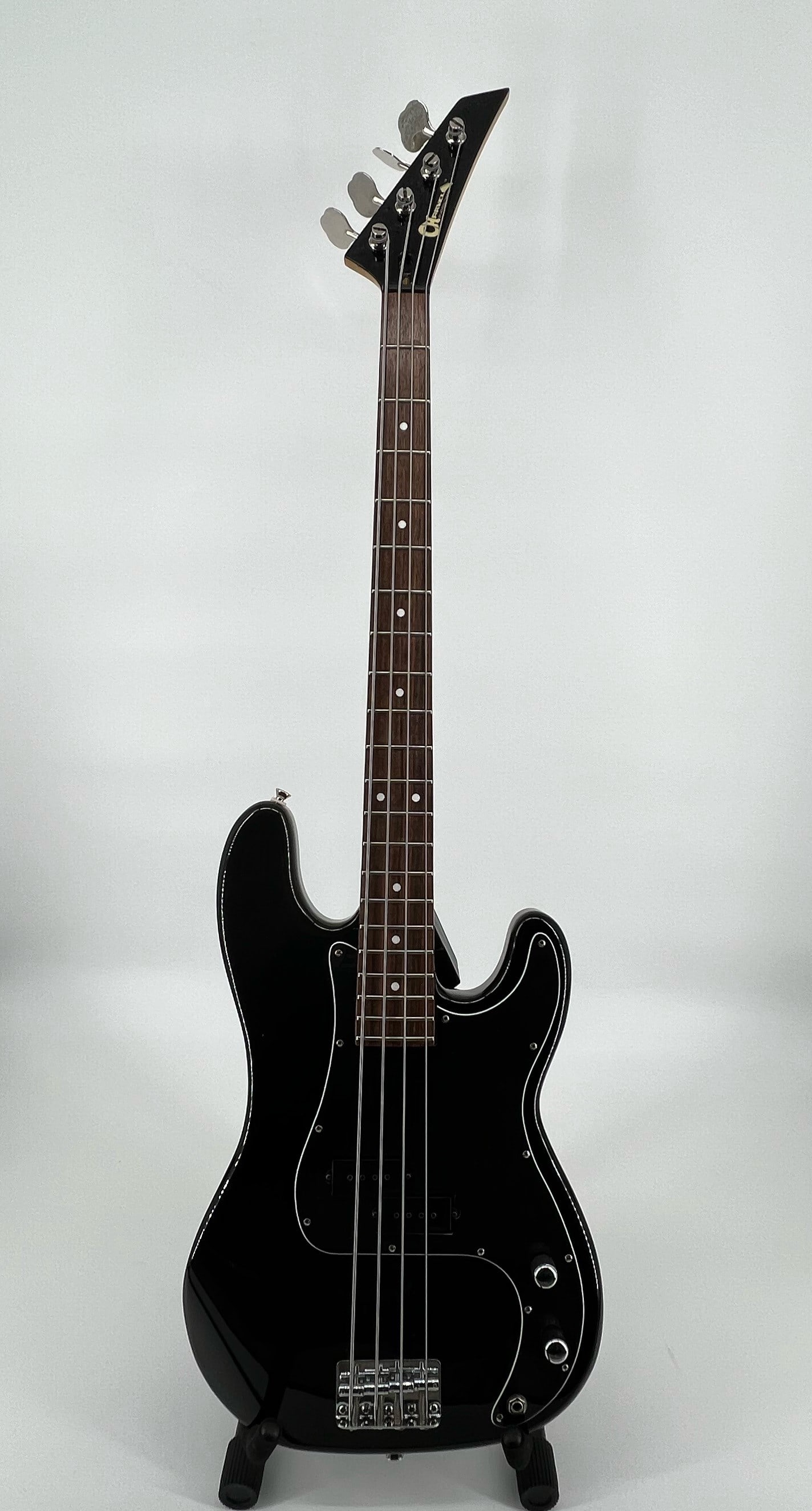 Charvel Electric Bass Guitar (1 of 9)