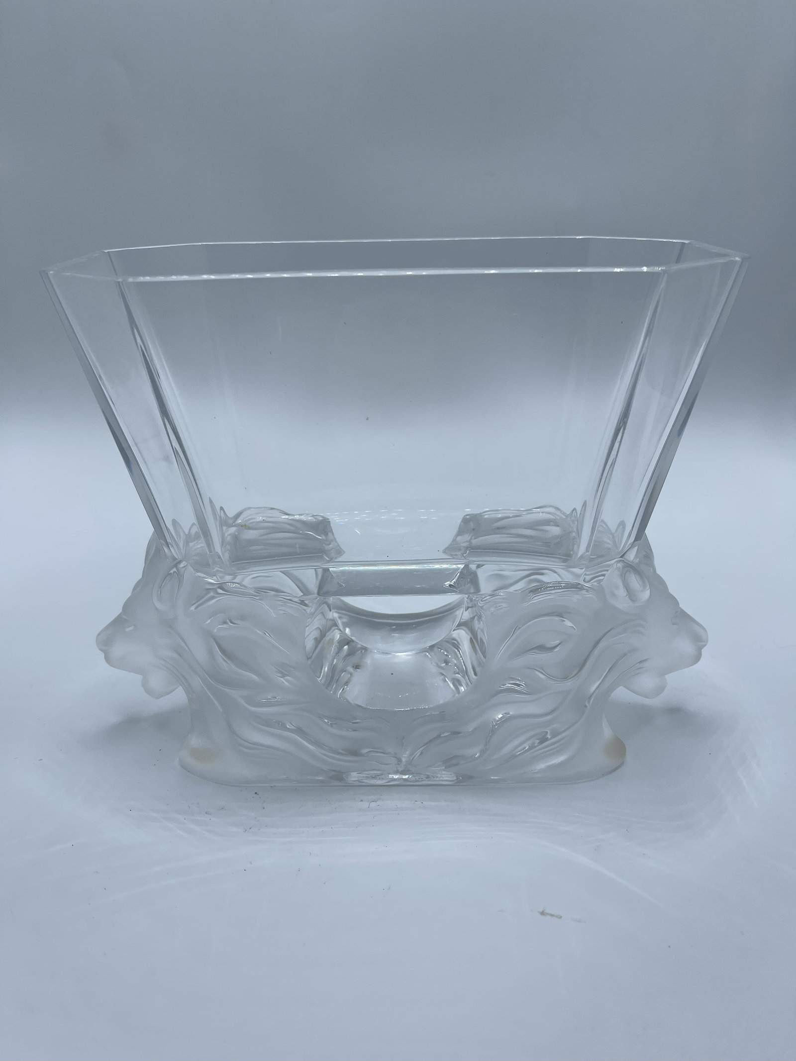Lalique Crystal Venise Double Lion Vase: Lalique signed Crystal Venise Double Lion Vase Lalique is a French luxury glassmaker, established in 1888 by famed glassmaker and jeweler Rene Lalique. The brand gained prominence in the early 20th ce