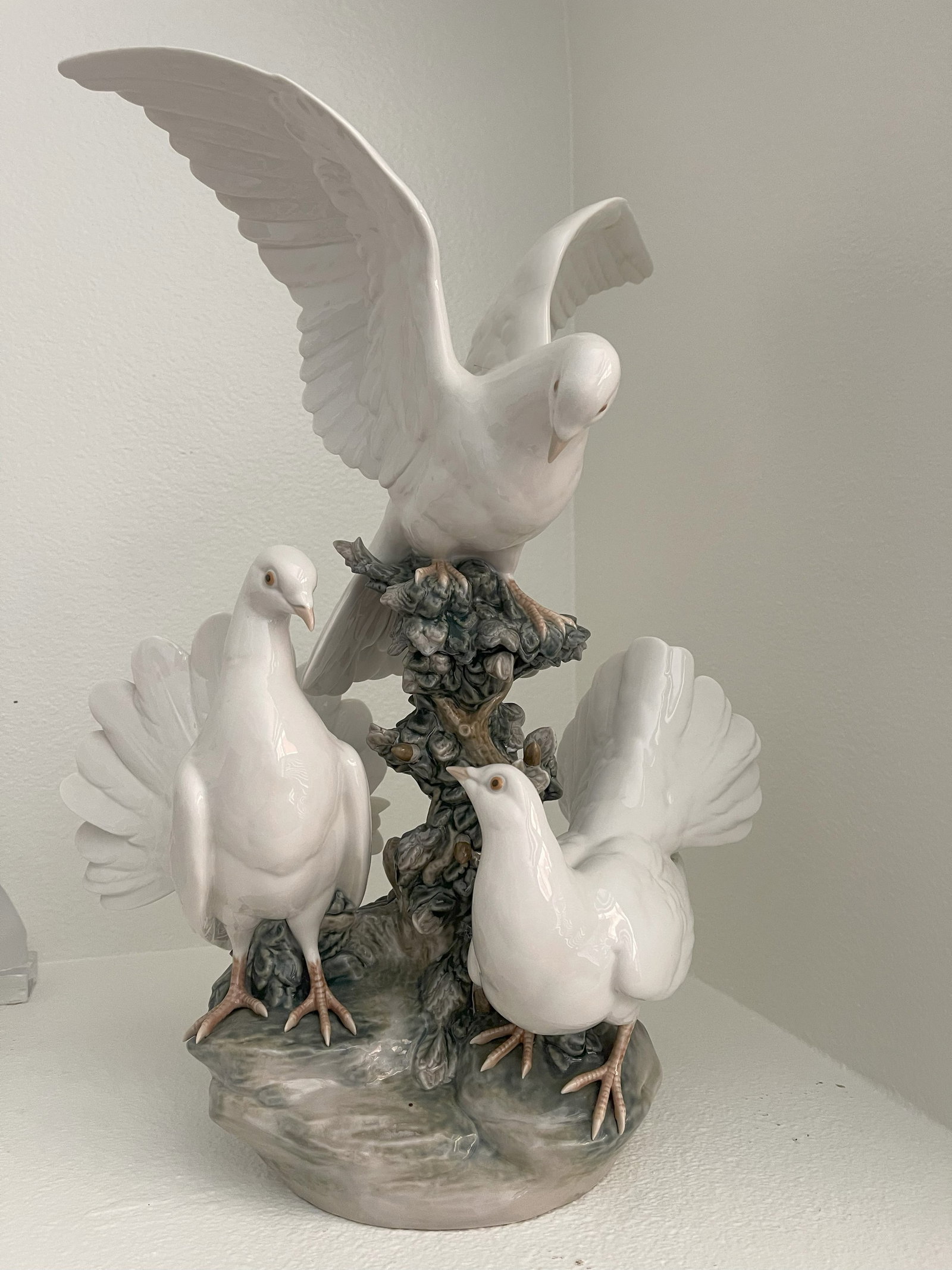 Lladro Three Doves Porcelain Sculpture: Lladro Three Doves Porcelain Sculpture From Lladro website: Lladro is the success story of an iconic Spanish brand. A world leader in the design, manufacturing and distribution of porcelain art creati