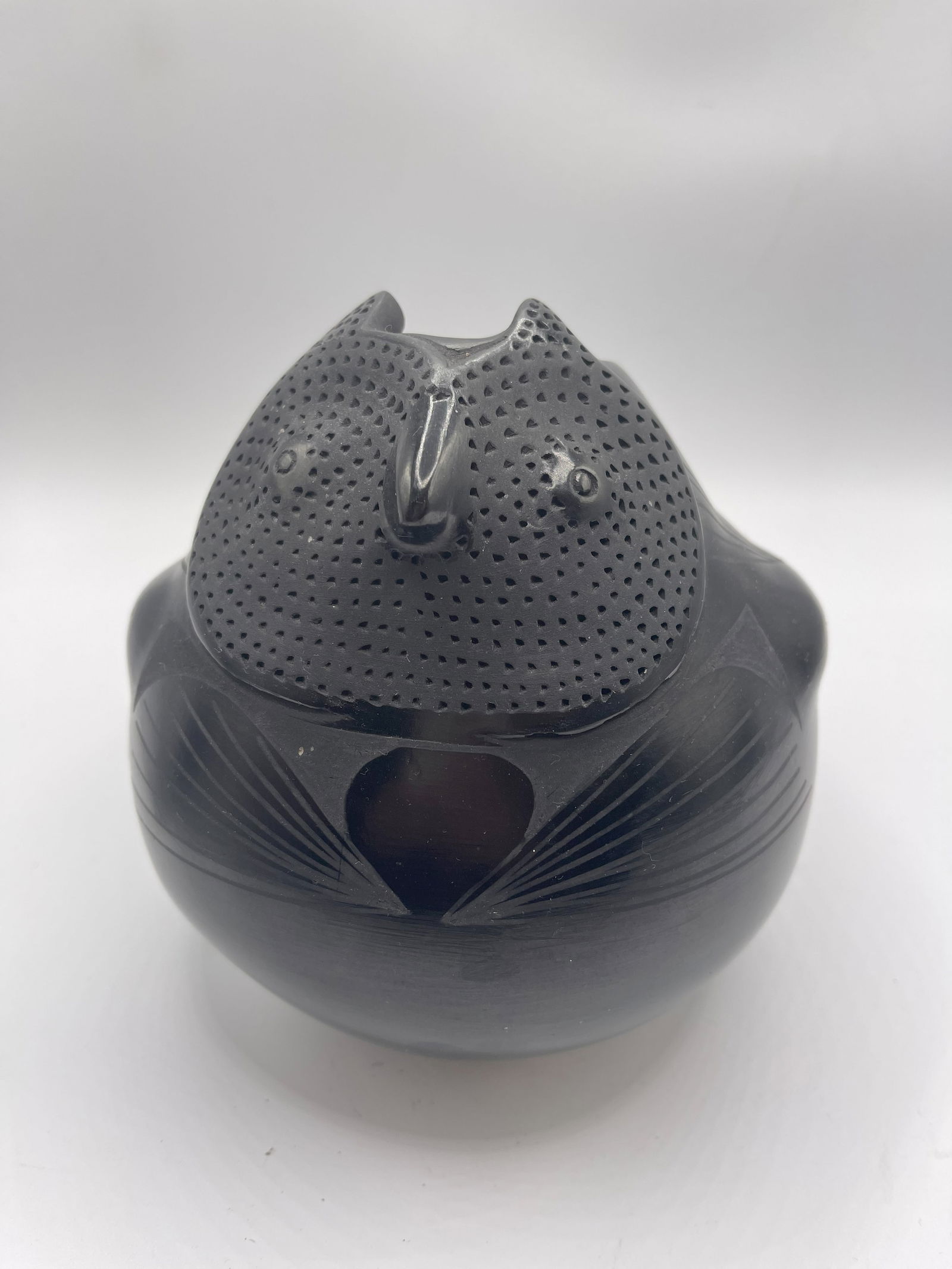 Mata Ortiz Pottery - Owl - Signed Jaime Quezada - Handmade Black (1 of 5)