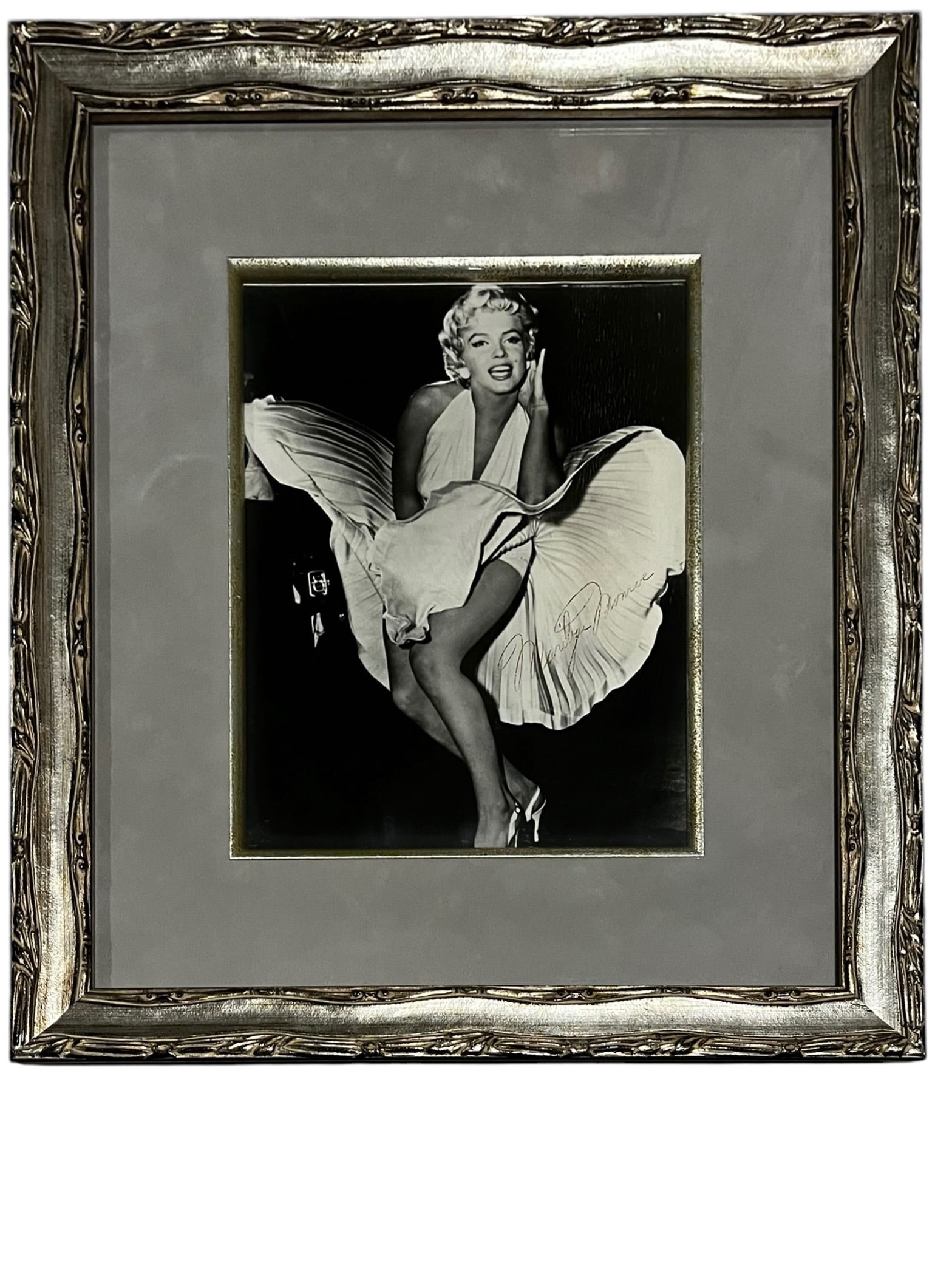 Marilyn Monroe Black and White Photograph Signed (1961) COA Included (1 of 3)