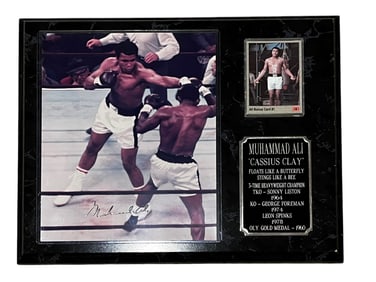 Muhammad Ali Signed Photograph with Bonus Card