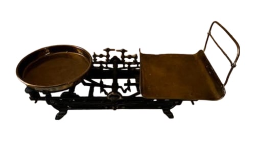 Antique Style Balance Scale