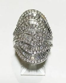 Bold 18k White Gold Diamond Dome Cocktail Ring 2.50ctw Baguette & Round Cut 15 Grams Size 7