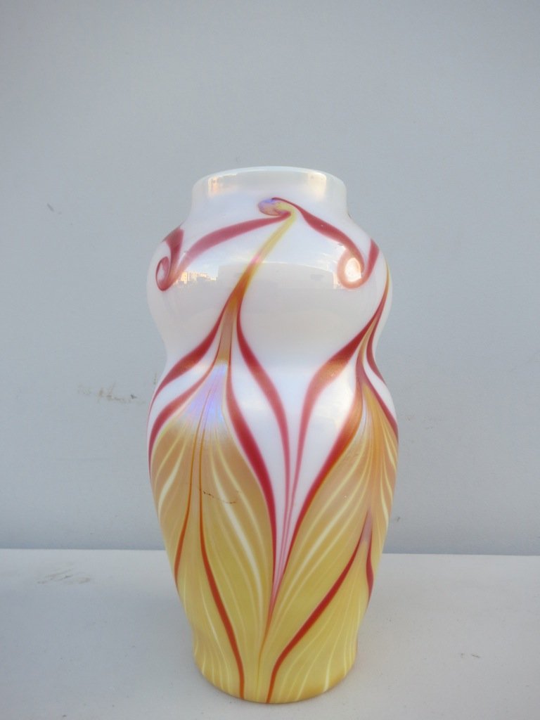 Lundenberg Studios Vase Red,White,Gold (1 of 3)