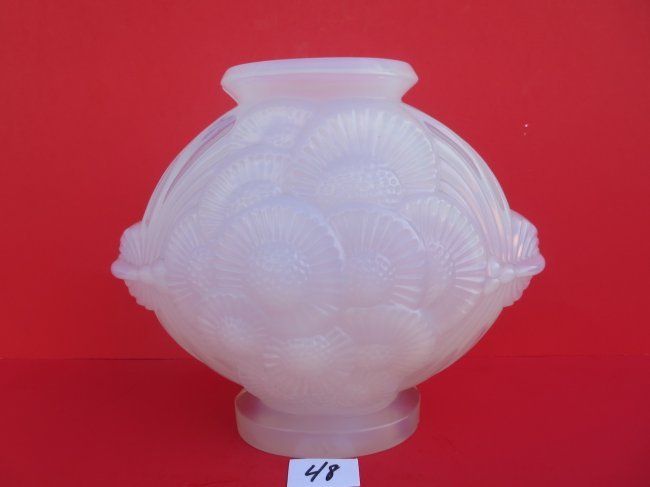 SABINO ART NOUVEAU VASE 8.5: SABINO ART NOUVEAU VASE. Height: 8.5 in. by Width: 9 in. by Depth: 5 in.
