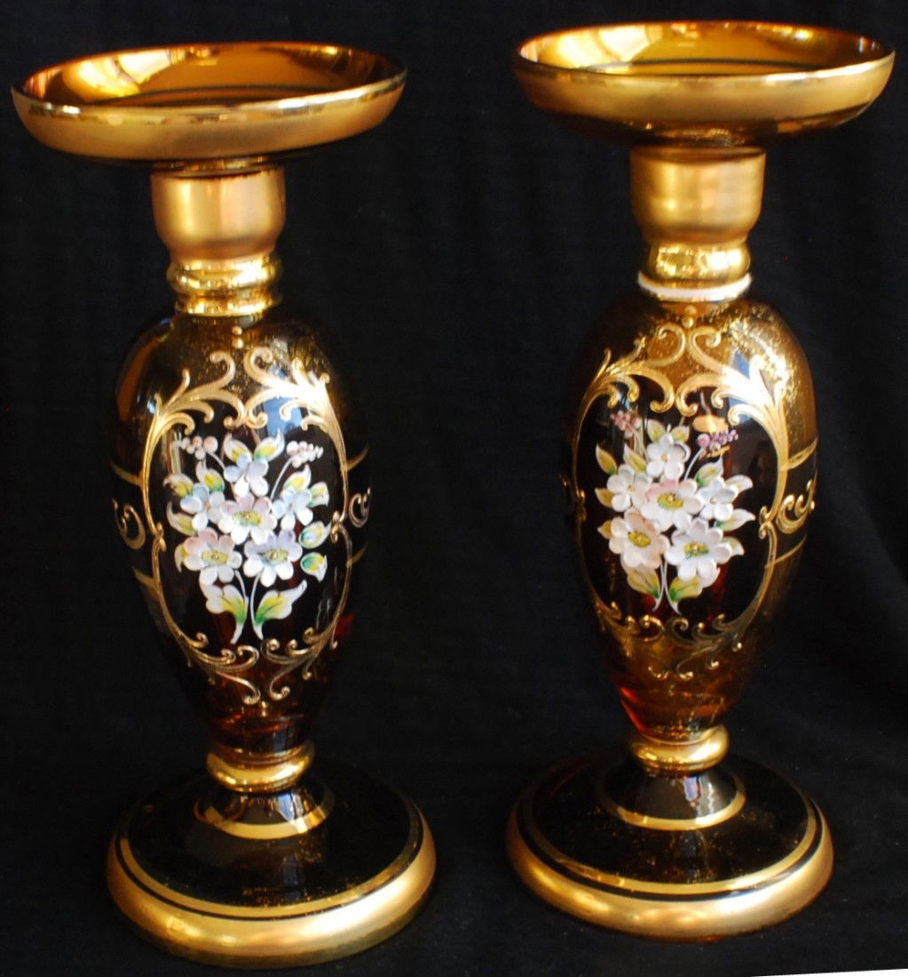 Pair of Venetian Crystal Hand blown vases decorated: Pair of Venetian Crystal Hand blown vases decorated with 18K Gold. 9 ¼” tall. One vase has original label.