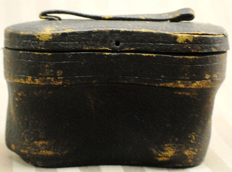 Opera glasses, Lemaire Fabt, Paris.: Opera glasses, Lemaire Fabt, Paris. Original case from Boston dealer, marked