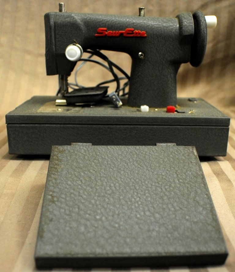 SewEtte Sewing Machine: SewEtte Sewing Machine. Battery operated, 7” tall, base 8” x 4 ¼”. Oroginal box and manual