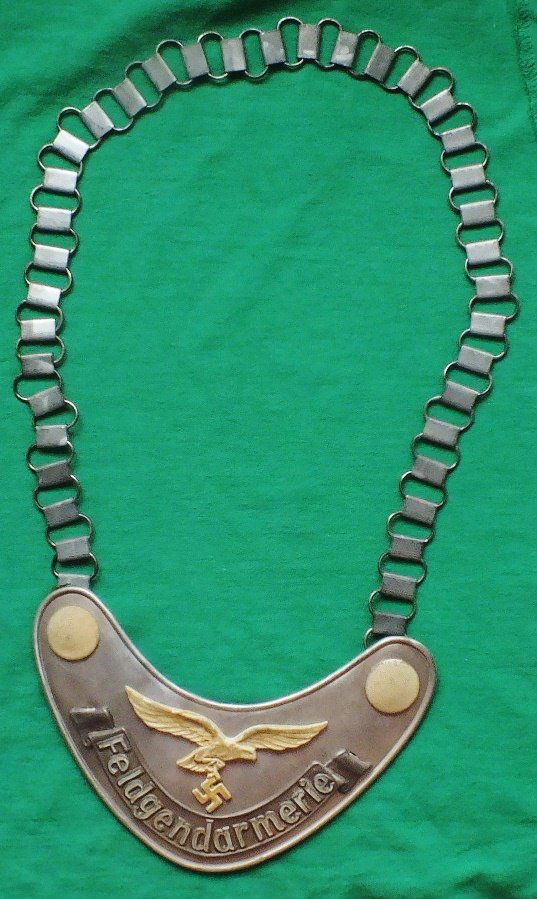 WWII German Nazi Luftwaffe Fieldgendarm gorget: WWII German Nazi Luftwaffe Fieldgendarm gorget