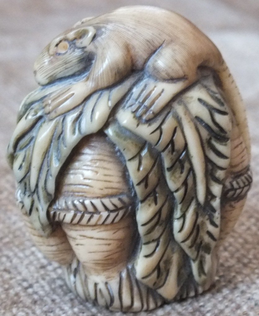 Ox-Bone Netsuke - 3