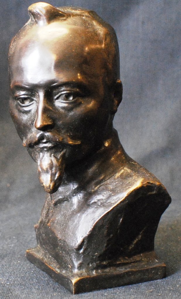 Russian Felix Dzerzhinsky bust: Russian Felix Dzerzhinsky bust. Signed by the artist in Cyrillic A. Murzin