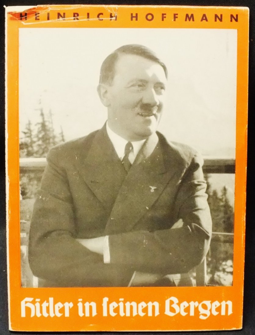 Photo album “Hitler in feinen Bergen”: Photo album “Hitler in feinen Bergen”. Photos by Hitler's personal photographer Heinrich Hoffman. Original WWII issue