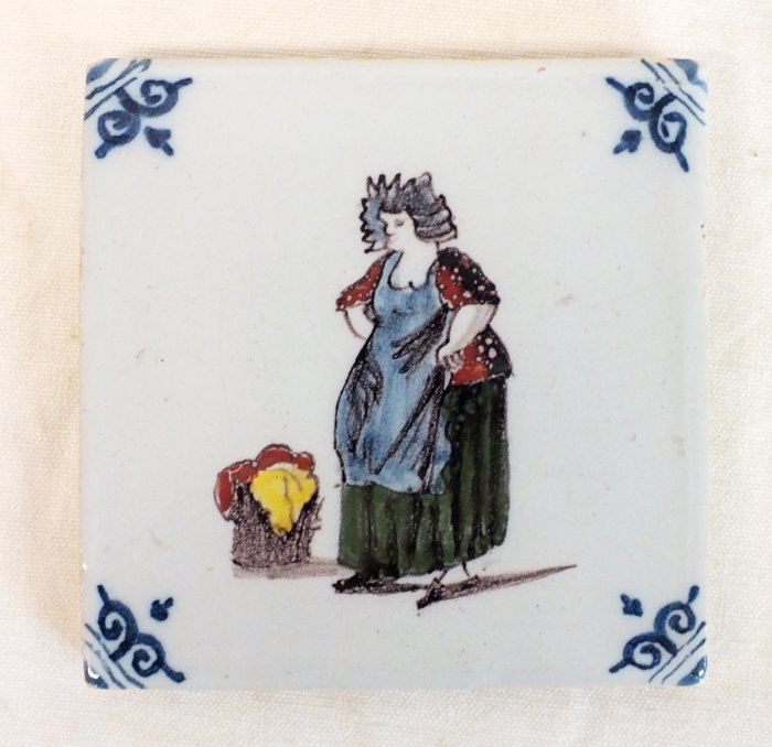 Delft early polychrome tile (1 of 4)